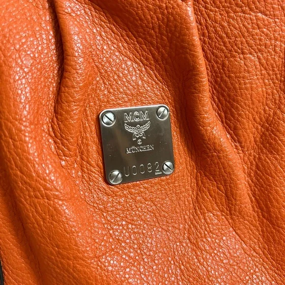 MCM Orange Leather Shoulder Bag - Picture 8 of 17